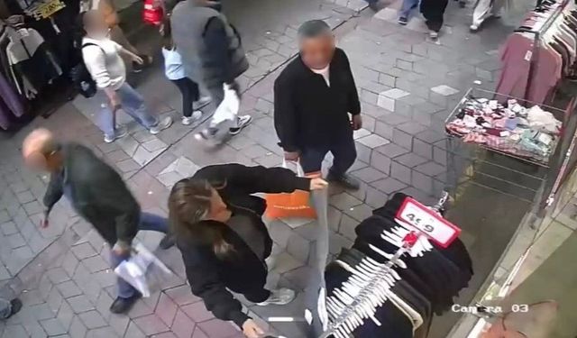 Giyim eşyası çalarken kameraya yakalanan karı koca gözaltına alındı