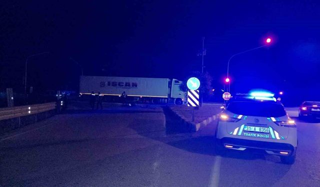 Hatay'da otomobil ile motosiklet çarpıştı: 1 ölü, 1 ağır yaralı