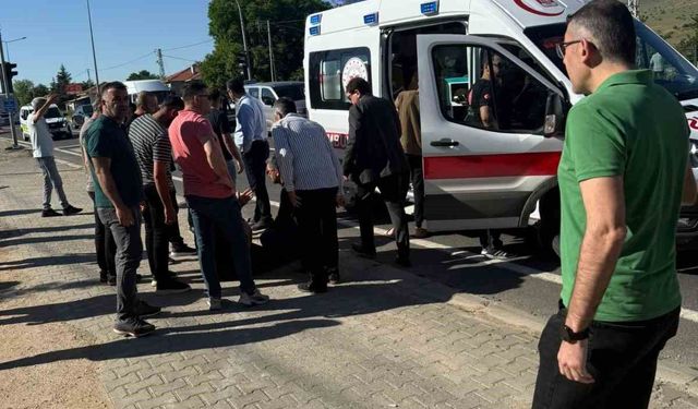 İşçi servisleri çarpıştı: 20 yaralı