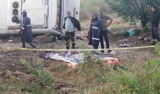 Isparta'da 5 kişinin hayatını kaybettiği feci kazada sürücü tutuklanarak cezaevine gönderildi