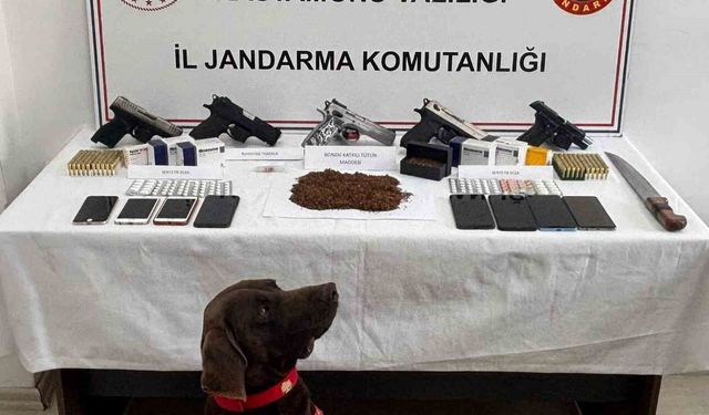 Kastamonu'da uyuşturucu ve silah operasyonu: 3 tutuklama