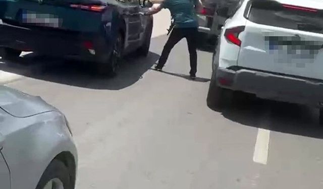 Konya polisinden uyuşturucu sevkiyatına darbe: 900 kilogram uyuşturucu üretilebilen ham madde ele geçirildi