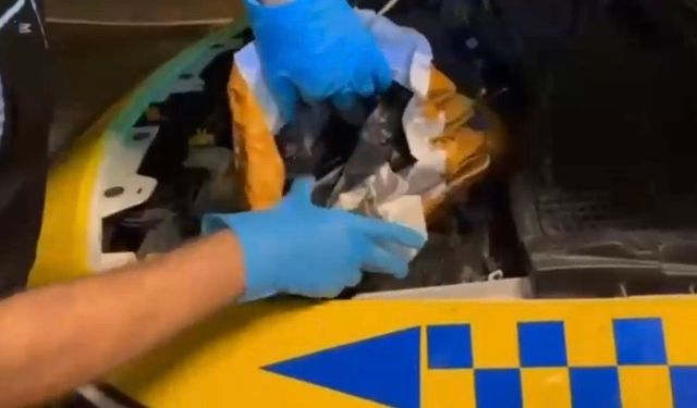 Motor kaputundan 3 milyon liralık metamfetamin ele geçirildi