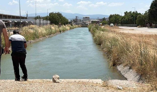 Mustafakemalpaşa'da sulama kanalında erkek cesedi bulundu
