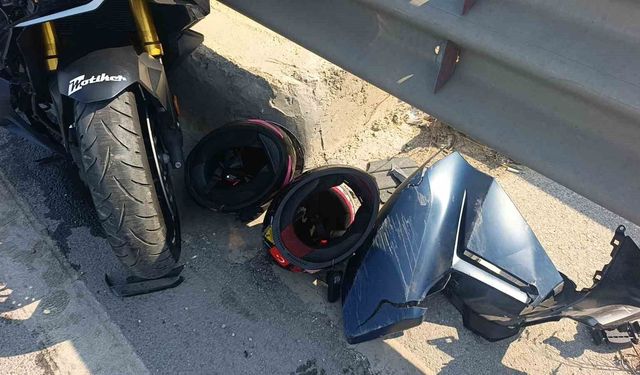 Otomobil ile motosiklet çarpıştı:2 kişi yaralandı