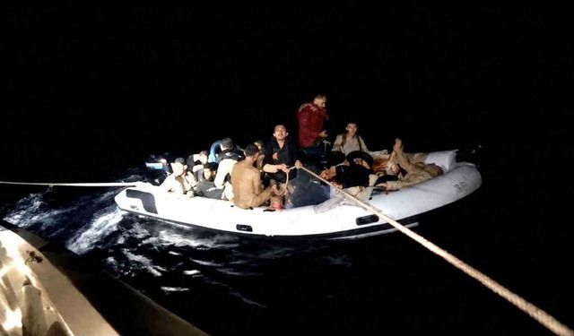 Sahil Güvenlik'ten kaçamadılar: 18 göçmen yakalandı