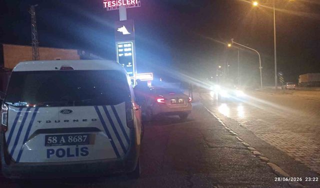 Sivas'ta sözlü tartışma silahlı kavgaya döndü: 1 ağır yaralı