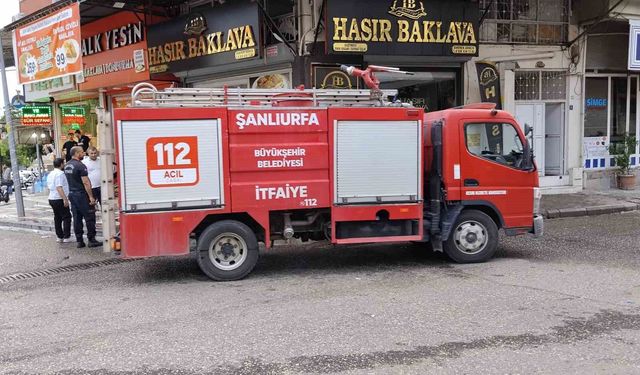 Siverek'te iş yerinde çıkan yangın korku dolu anlar yaşattı