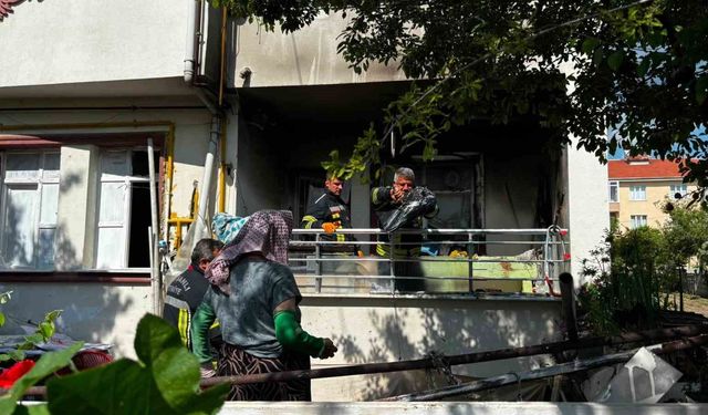 Tavşanlı'da balkon yangını paniği