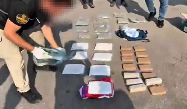 Yüksekova'da 28 kilo uyuşturucuyla yakalanan doktor tutuklandı