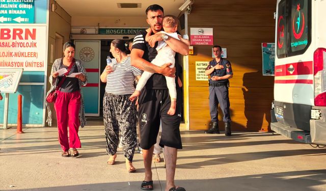 Bursa’da 2 yaşındaki çocuk mangal ateşine düştü