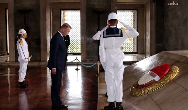 Avrupa Birliği Büyükelçisi Aivo Orav, Anıtkabir’i ziyaret etti