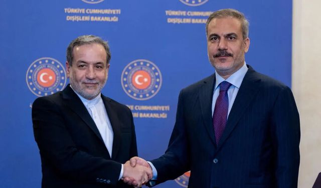 Bakan Fidan, Abbas Arakçi ile görüştü