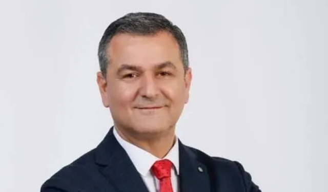 İzmit Belediyesi başkan vekilliğine Lütfü Obuz seçildi