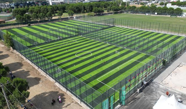 Bursaspor altyapısına 3 yeni futbol sahası