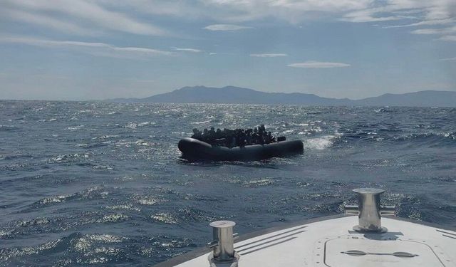 Ayvacık açıklarında 43 kaçak göçmen yakalandı