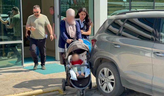 Bebek arabasında 1 kilo metamfetaminle yakalanan karı-koca tutuklandı