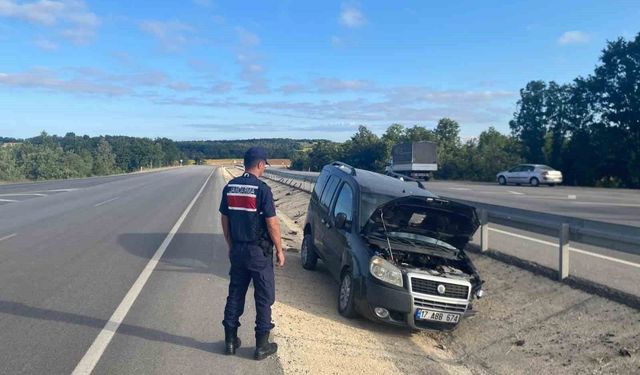 Bilecik'te meydana gelen trafik kazasında 3 kişi yaralandı