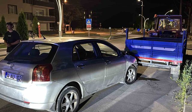 Bolu'da kontrolden çıkan otomobil römorka çarptı