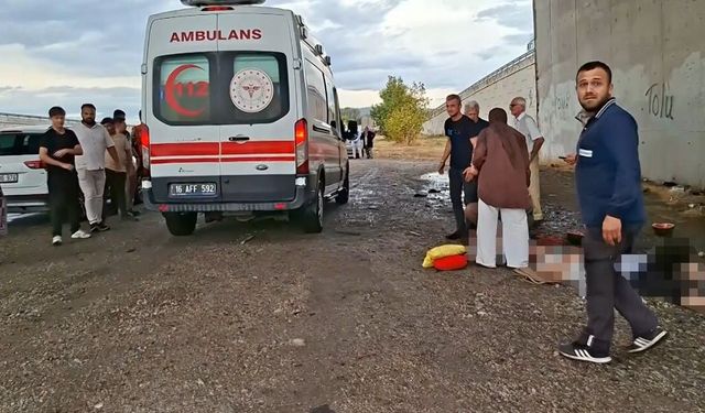 Bursa'da köprülü kavşakta feci kaza: 3 ölü, 2 ağır yaralı