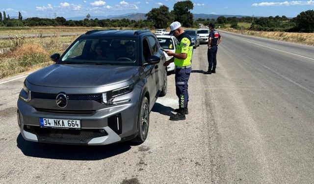 Çanakkale'de jandarma ekiplerince trafik denetimi