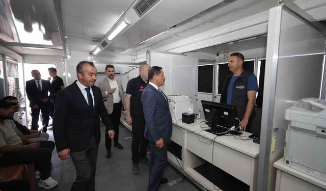 Cilvegözü'nde Suriyelilerin ülkelerine dönüşü sürüyor