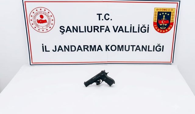 Damadın ateşlediği silahtan çıkan yorgun mermi vatandaşı yaraladı
