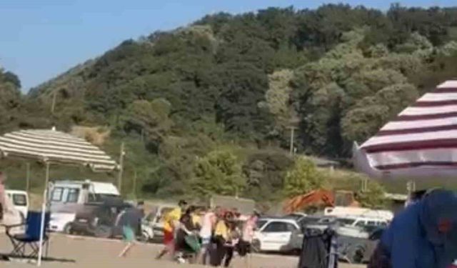 Denizde boğulma tehlikesi geçiren kişiyi vatandaşlar kurtardı