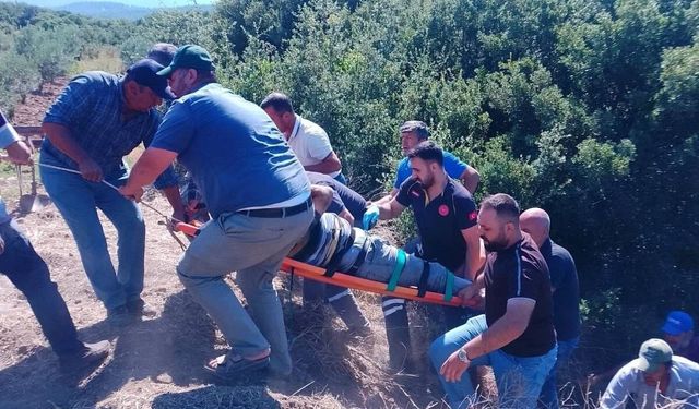 Dereye devrilen traktörün sürücüsü hayatını kaybetti