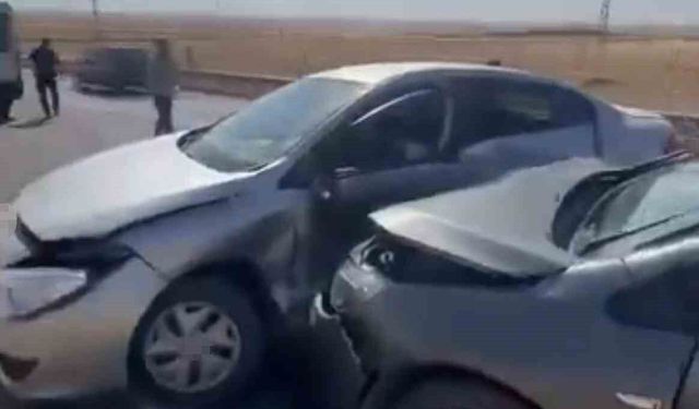 Diyarbakır'da iki otomobil çarpıştı: 2 yaralı