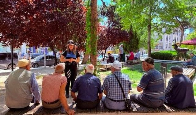 Dolandırıcılığa karşı vatandaşlar bilgilendirildi