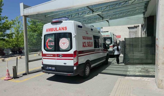 Eski eş dehşeti: Genç kadın hayatını kaybetti, 4 yaşındaki kızının durumu ciddiyetini koruyor