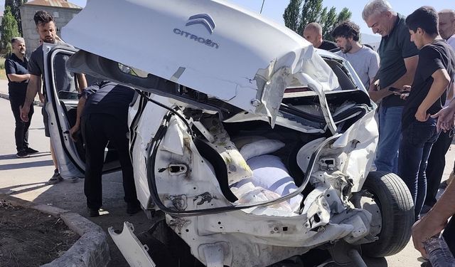 Hakkari'de üç ayrı trafik kazası: 1 ölü, 7 yaralı