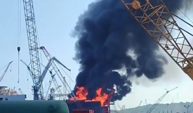 İzmir'de yakıt tankerinde korkutan yangın