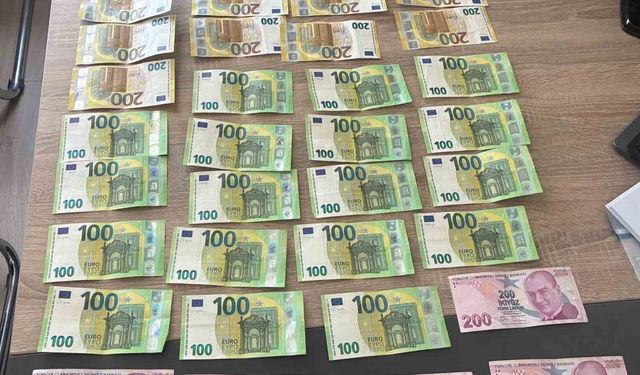 Kendini polis olarak tanıtıp 600 bin TL değerinde altın alan şüpheli yakalandı