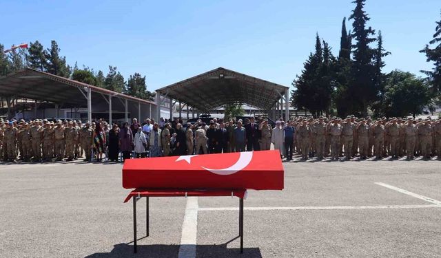 Kilis'te kalp krizi sonucu hayatını kaybeden uzman çavuş için tören düzenlendi