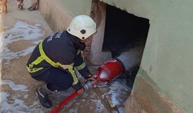 Kırıkhan'da odunluk yangını