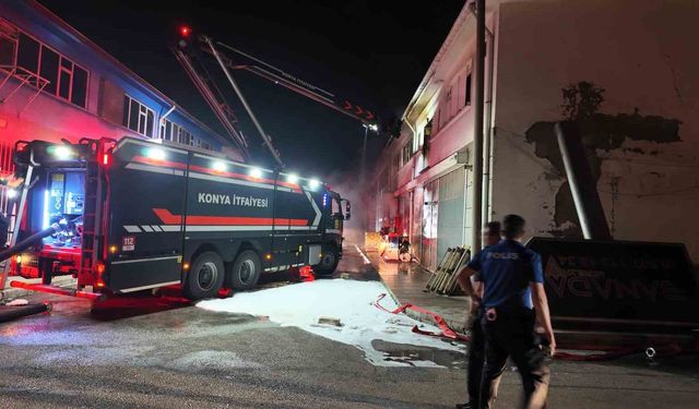 Konya'da iş yerinde yangın paniği