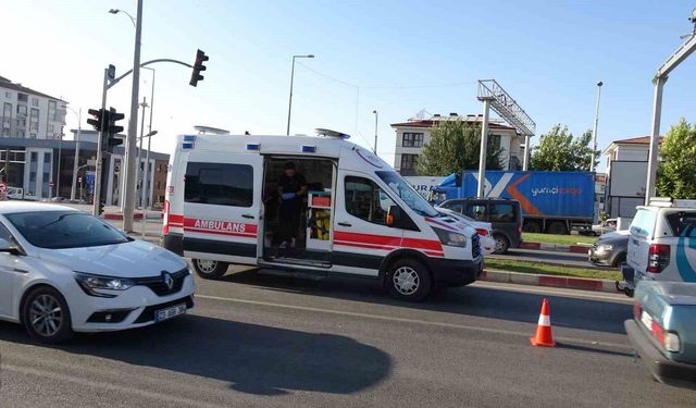 Malatya'da 6 aracın karıştığı zincirleme kazada 4 kişi yaralandı