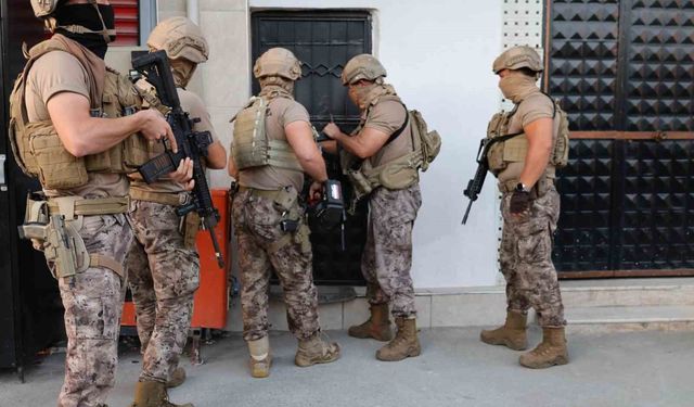 Mersin merkezli yasa dışı bahis operasyonunda 67 gözaltı