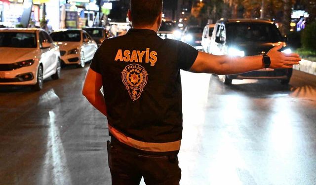 Mersin'de eş zamanlı narko alan uygulaması