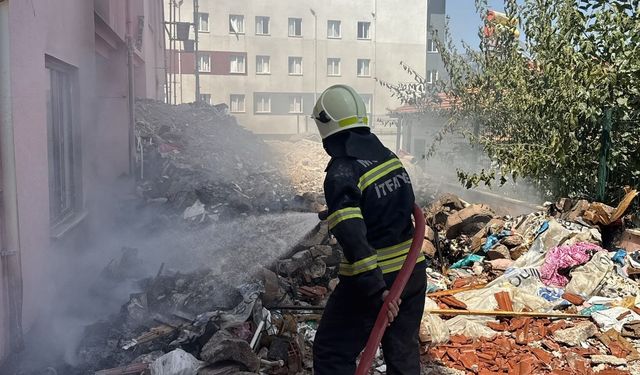 Muğla'nın Menteşe ilçesinde korkutan yangın