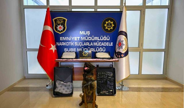 Muş'ta valizde 3 kilo metamfetamin ele geçirildi