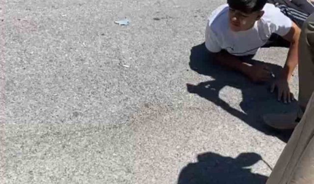 Patnos'ta otomobilin çarptığı 3 bisikletli çocuk yaralandı