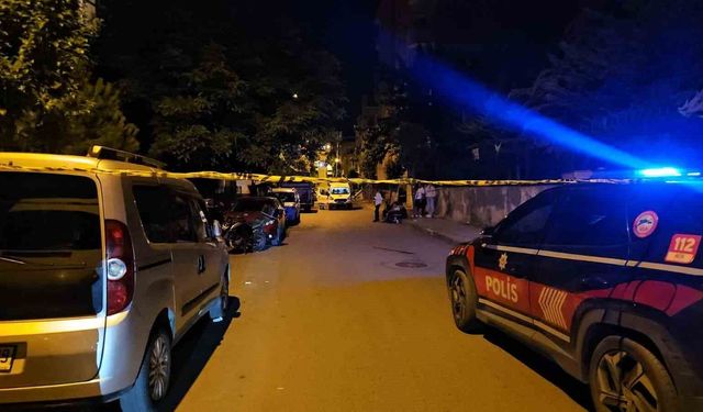 Sultangazi'de çalıntı motosikletle silahlı saldırı: 1 ağır yaralı