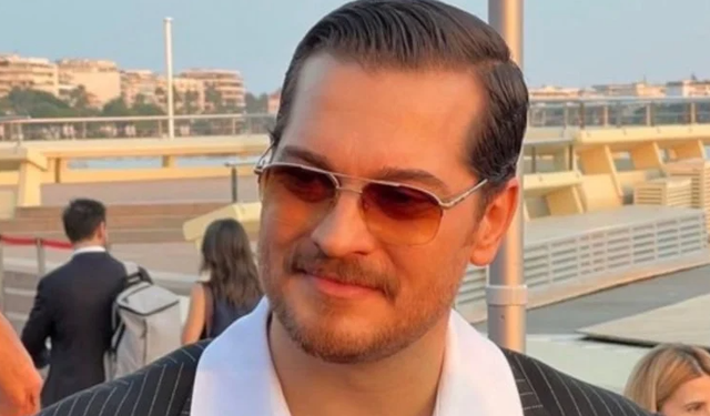 Çağatay Ulusoy ve Aslıhan Malbora’dan düğünde aşk pozu