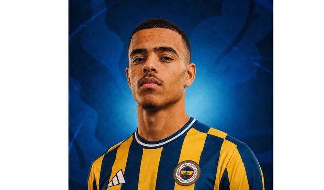 Fenerbahçe Mason Greenwood'a formayı giydirdi