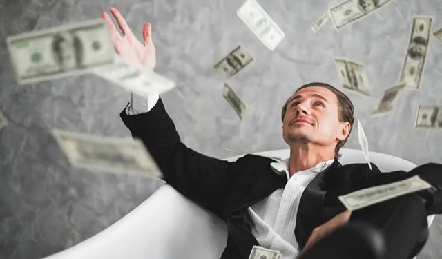 Bu tarihlerde doğanlara para gelmiyor, akıyor