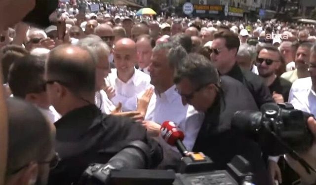 Özgür Özel'e Zonguldak'ta miting gibi karşılama