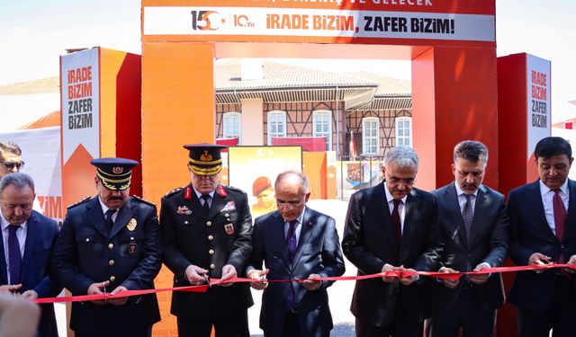 Bursa’da 15 Temmuz Demokrasi ve Milli Birlik Günü Anma Merkezi açıldı